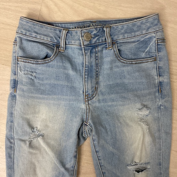 American Eagle Size 2 - Hi-Rise Jegging Regular - Blue Ripped Jeans - Picture 4 of 8